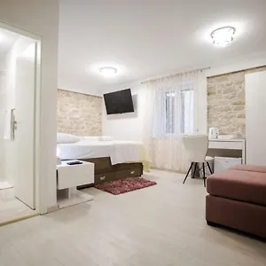 **** Guest house Lions Luxury Croatia
