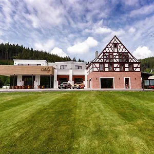 https://golf-and-spa-resort-cihelny.karlovyvary-hotels.com