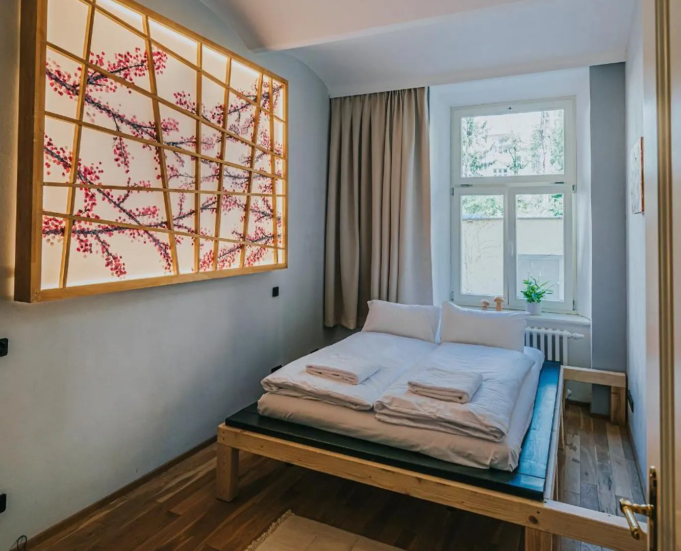 Bohemian Experience Aparthotel Prague 0*,
